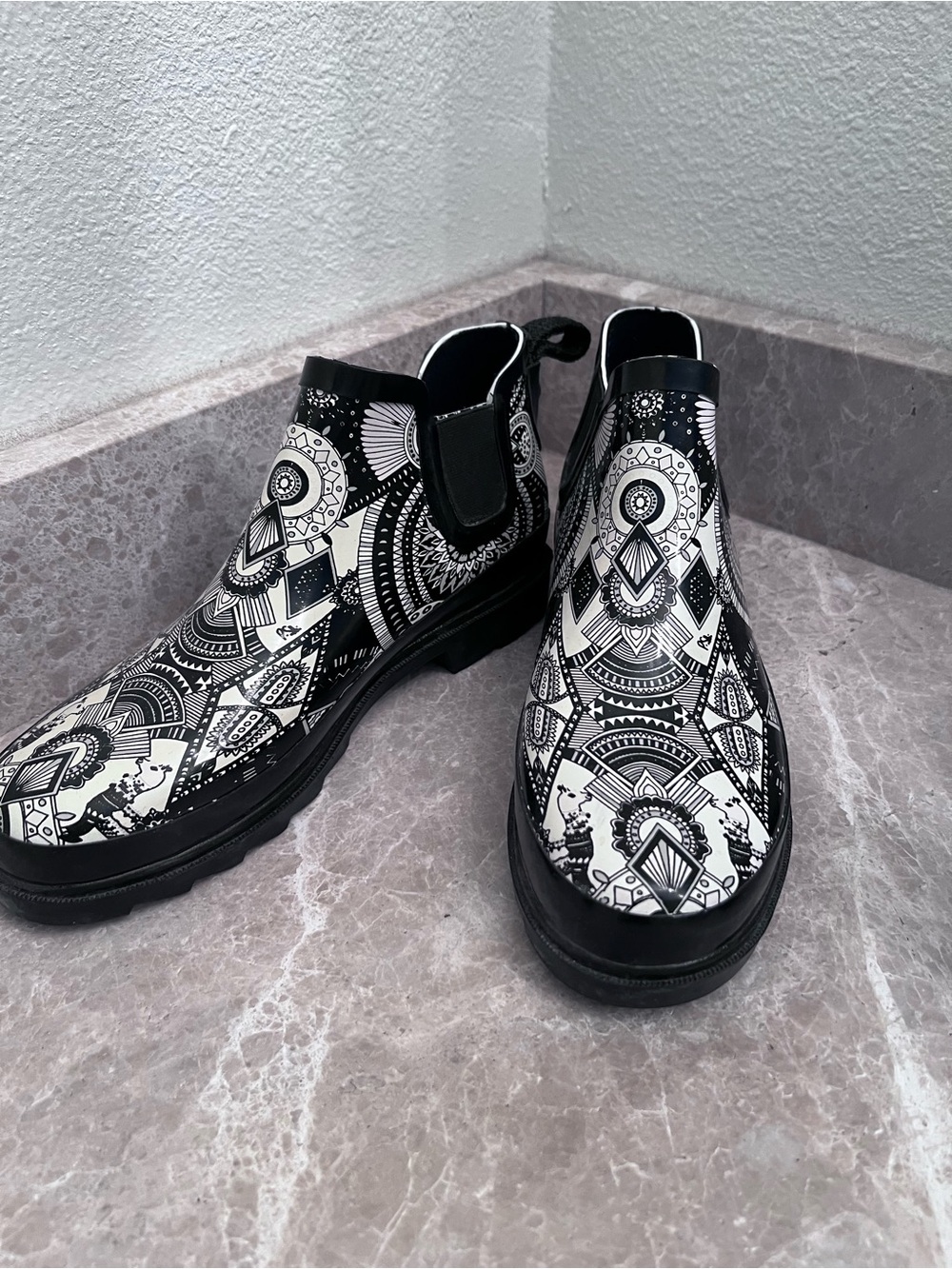 Sakroots Black & White Graphic Ankle Chelsea Booties